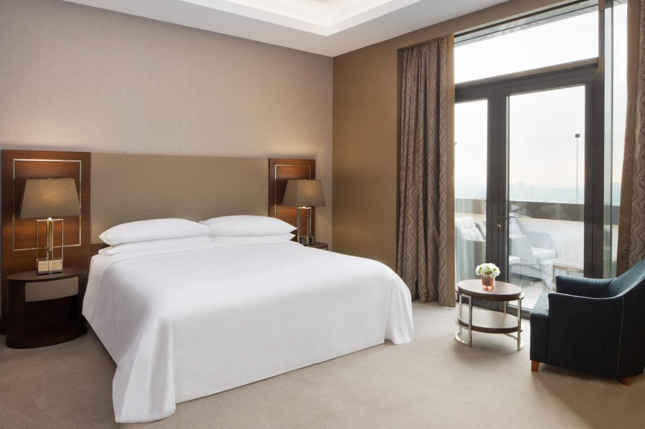 Sheraton Grand Istanbul Atasehir Bagian luar foto
