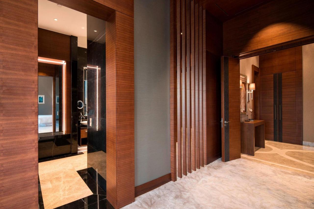 Sheraton Grand Istanbul Atasehir Bagian luar foto