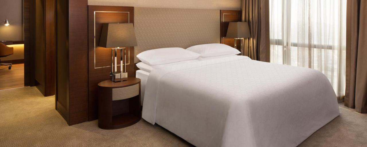 Sheraton Grand Istanbul Atasehir Bagian luar foto
