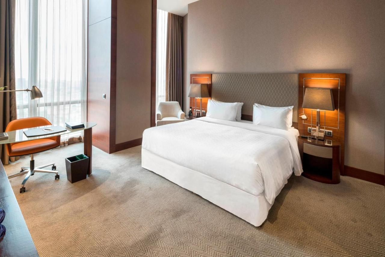 Sheraton Grand Istanbul Atasehir Bagian luar foto
