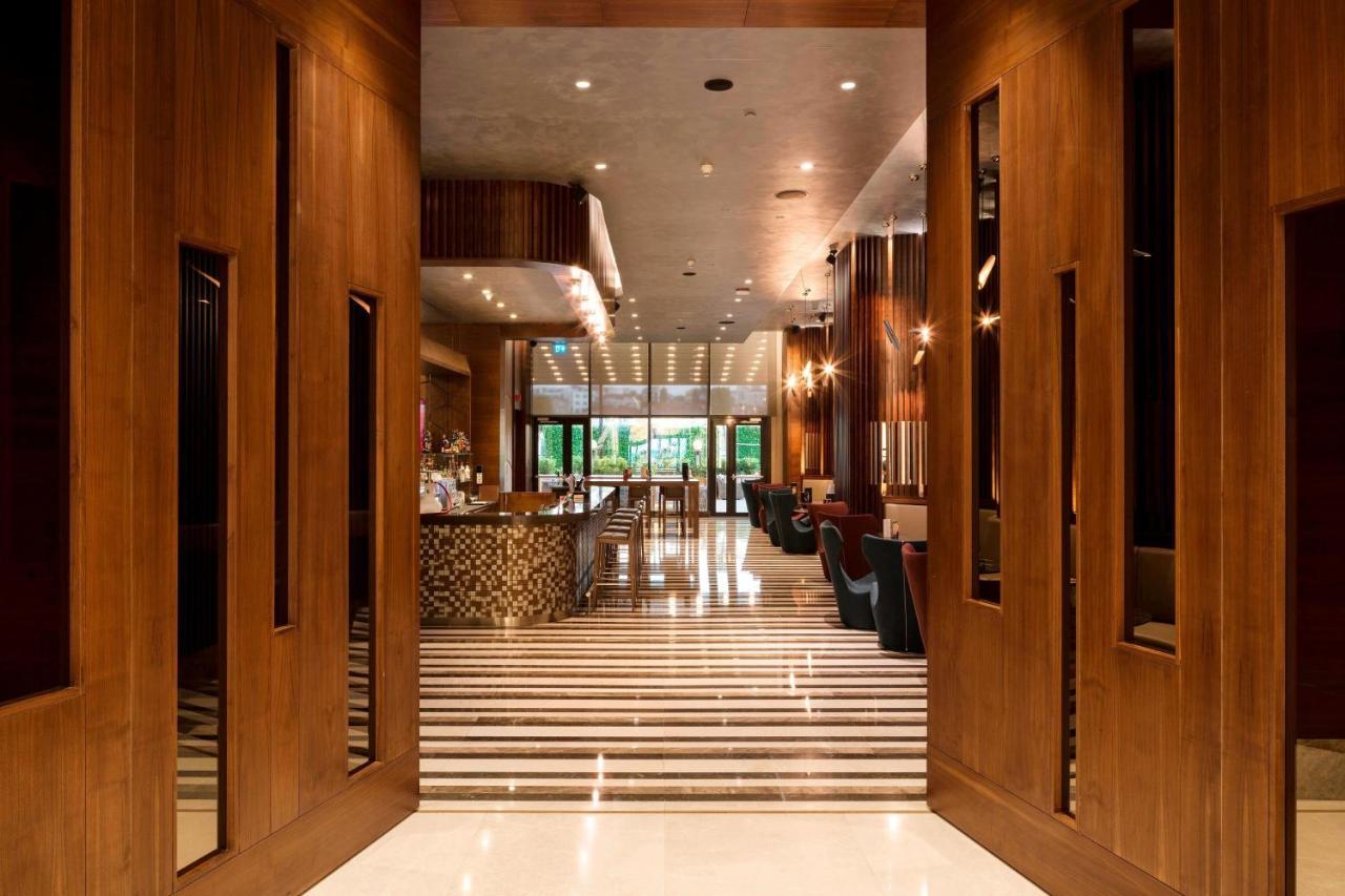 Sheraton Grand Istanbul Atasehir Bagian luar foto