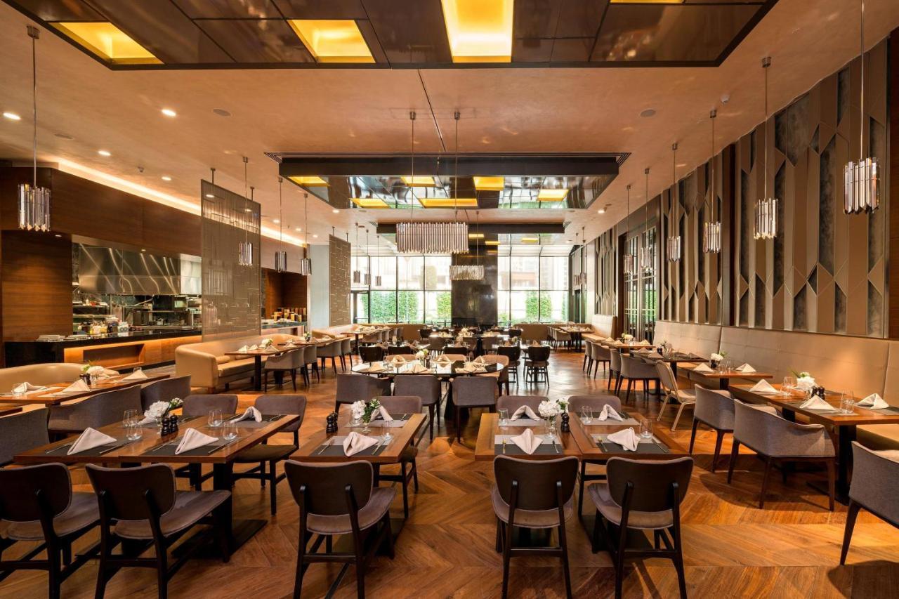 Sheraton Grand Istanbul Atasehir Bagian luar foto
