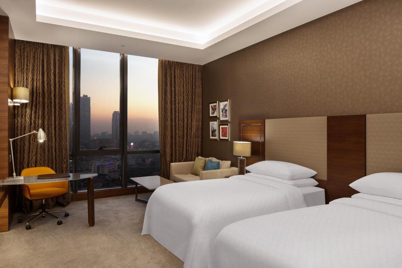 Sheraton Grand Istanbul Atasehir Bagian luar foto