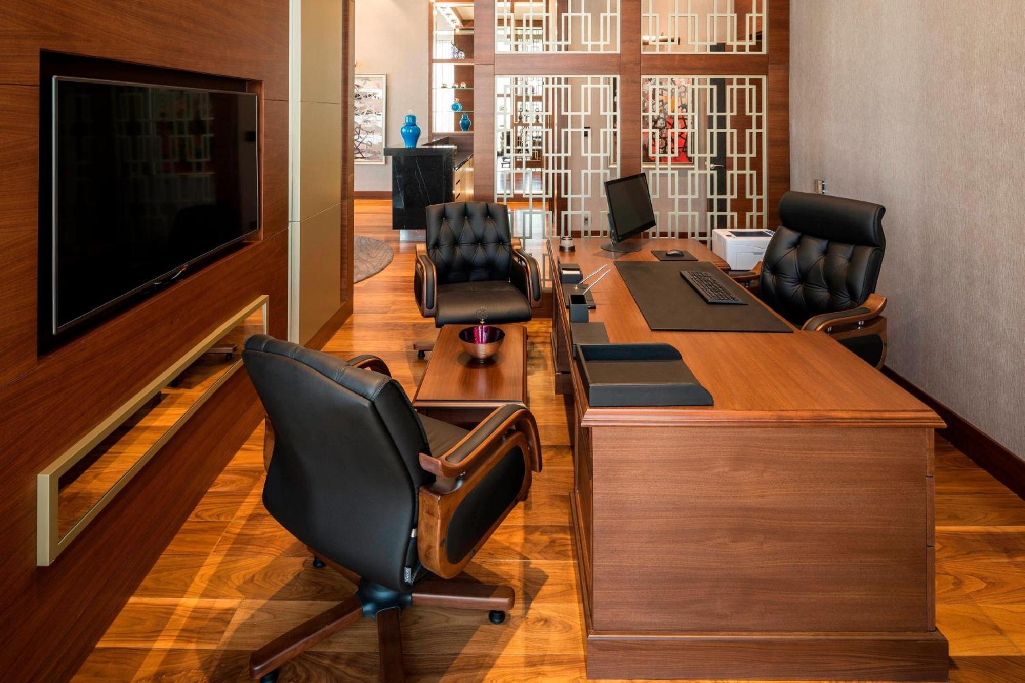 Sheraton Grand Istanbul Atasehir Bagian luar foto