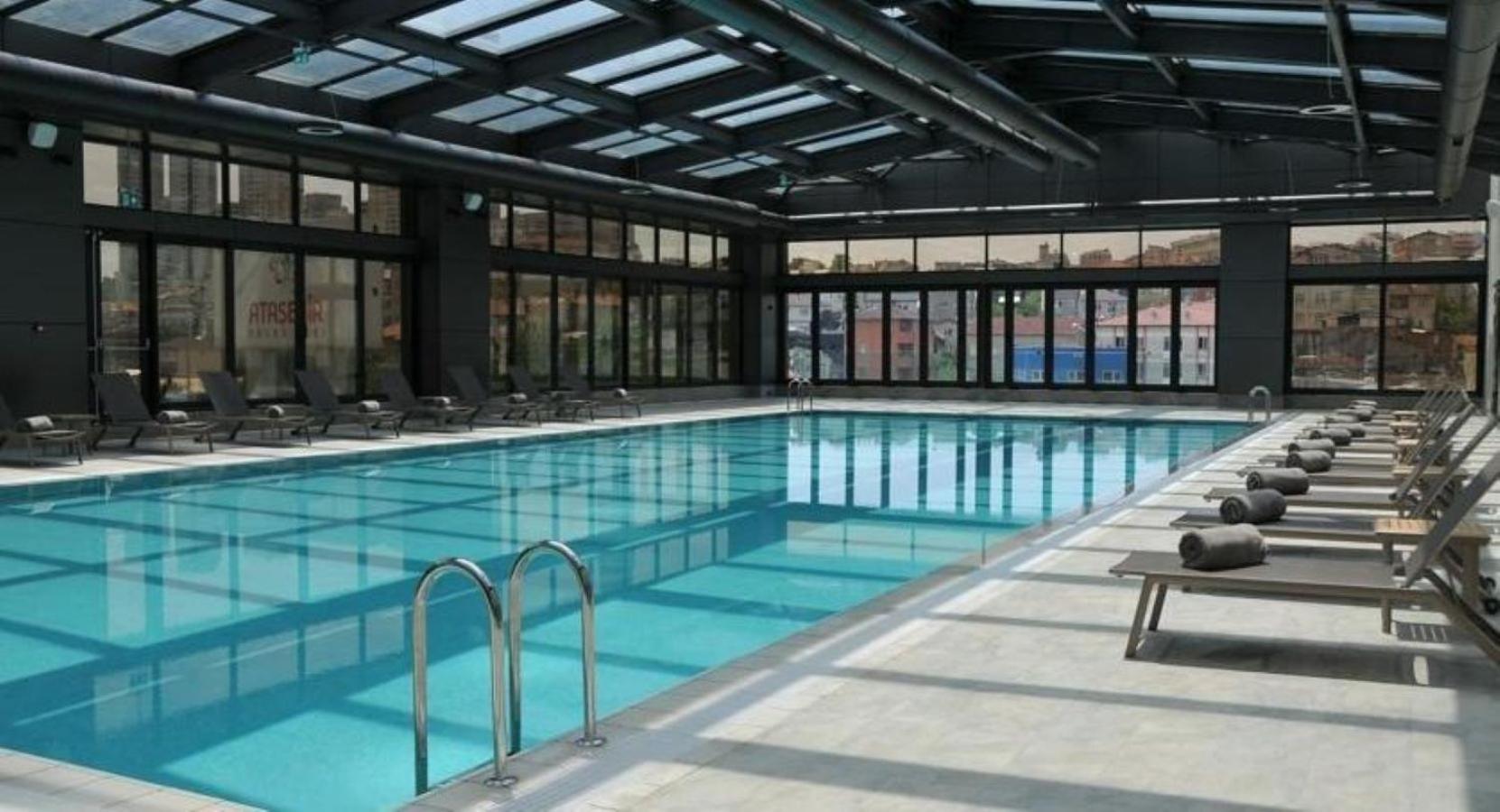 Sheraton Grand Istanbul Atasehir Bagian luar foto