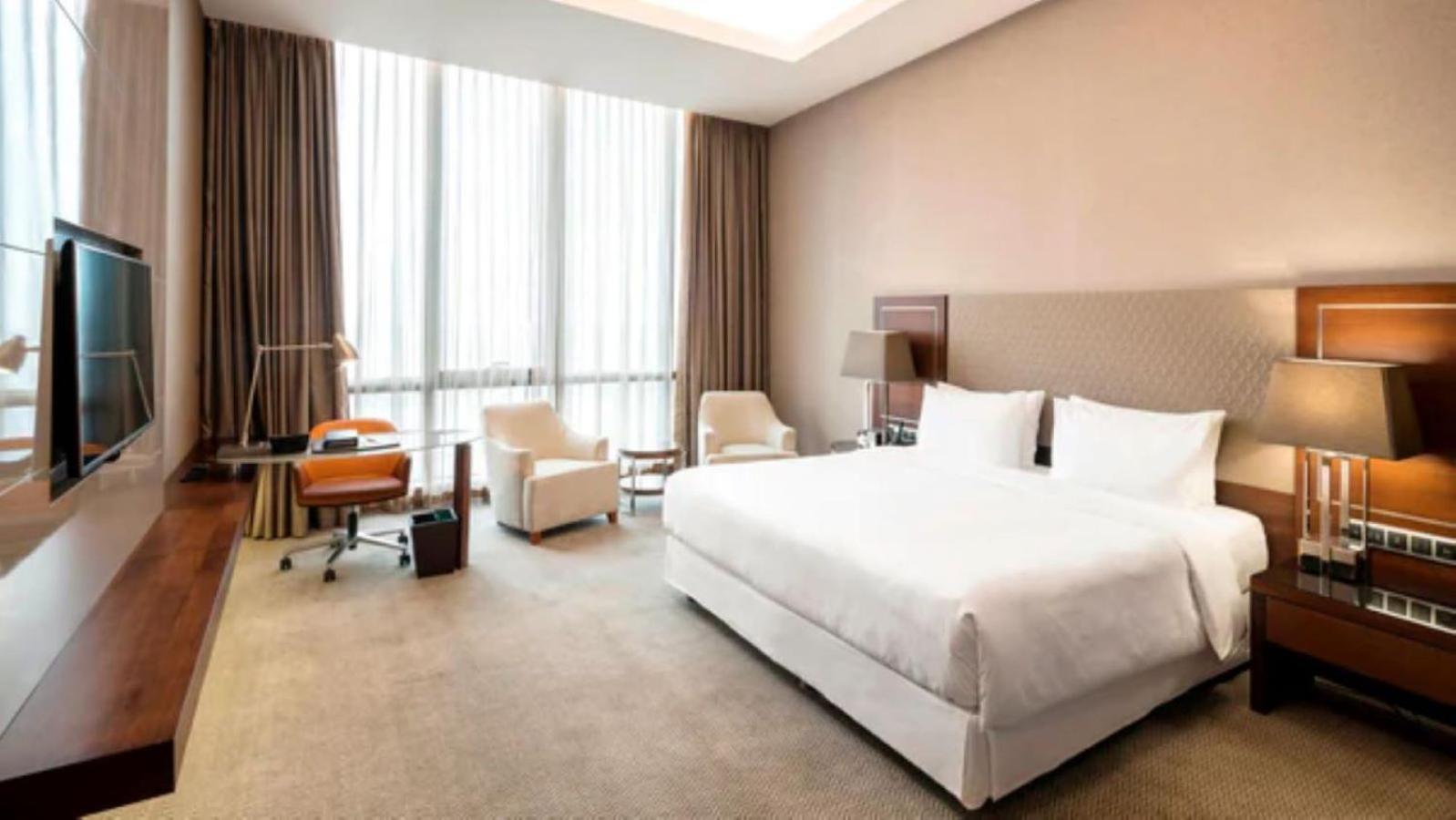 Sheraton Grand Istanbul Atasehir Bagian luar foto