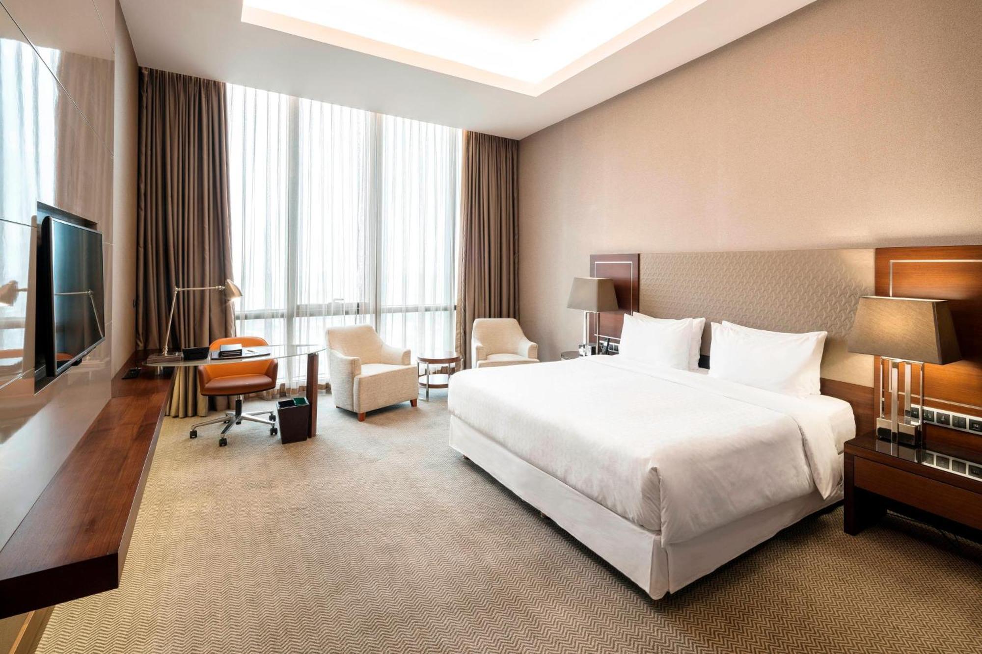 Sheraton Grand Istanbul Atasehir Bagian luar foto