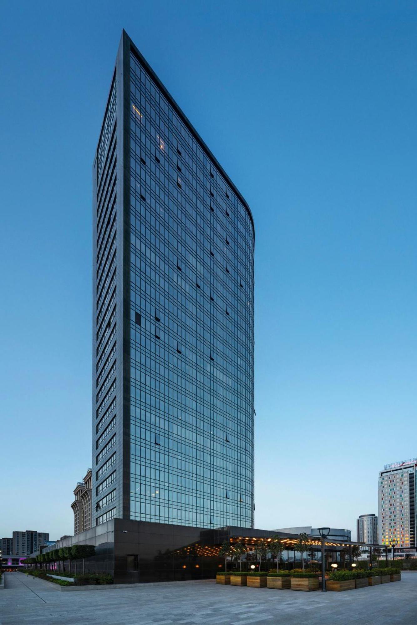 Sheraton Grand Istanbul Atasehir Bagian luar foto