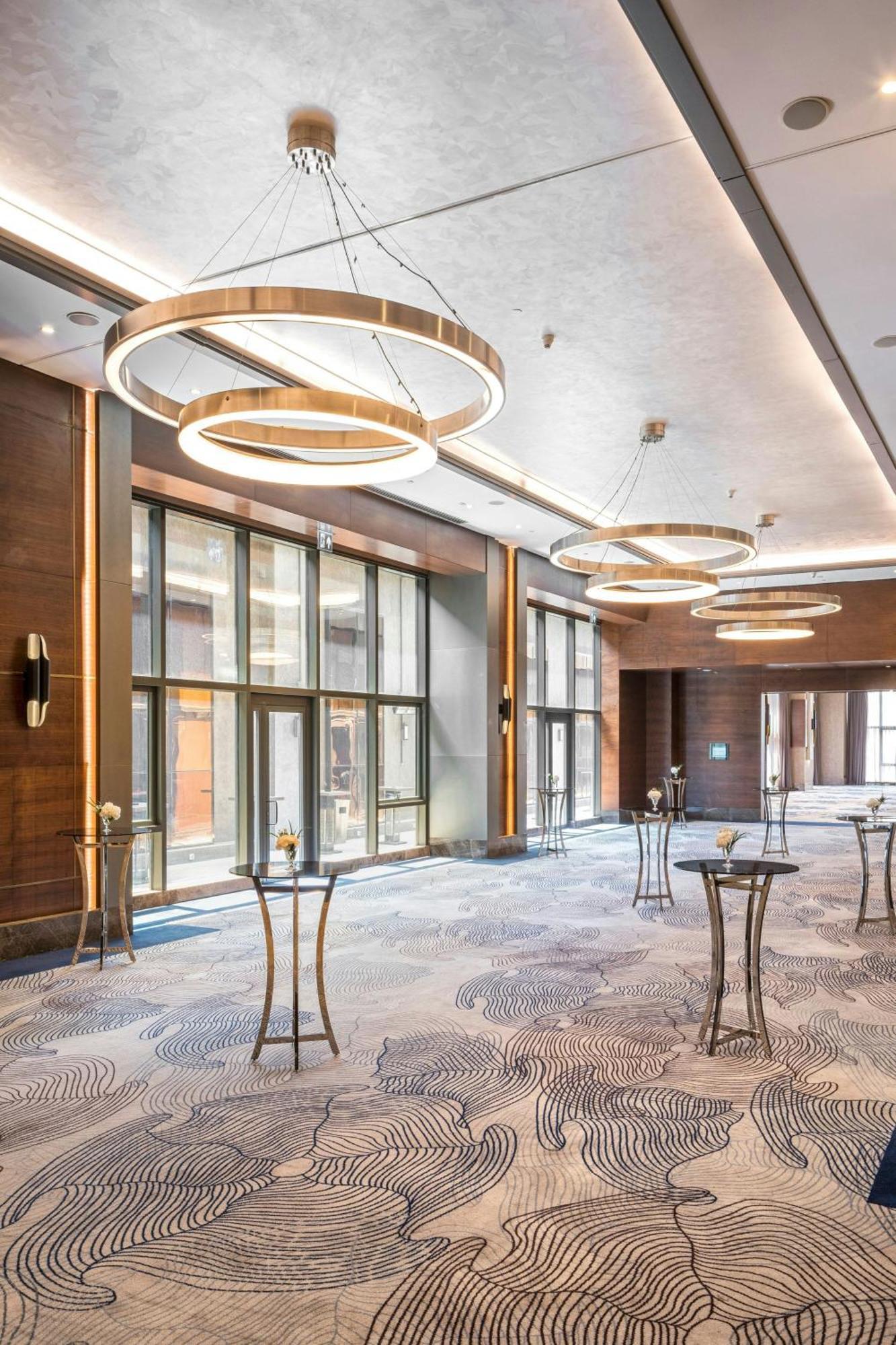Sheraton Grand Istanbul Atasehir Bagian luar foto