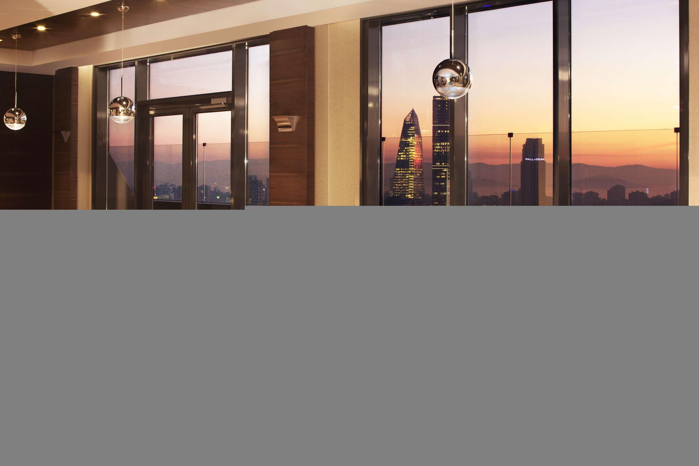 Sheraton Grand Istanbul Atasehir Bagian luar foto